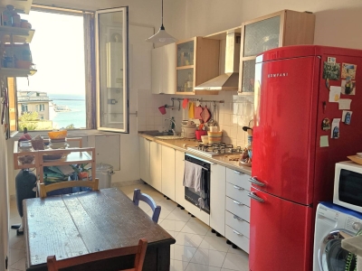 appartamento in vendita a Genova in zona Lagaccio / Granarolo