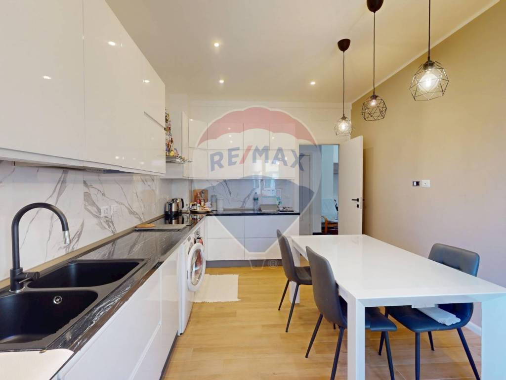 appartamento in vendita a Genova in zona Marassi