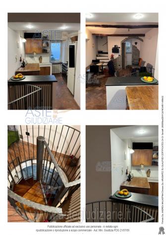 casa indipendente in vendita a Genova in zona Crevari