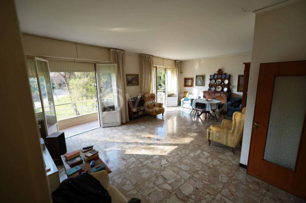 appartamento in vendita a Genova in zona Pegli