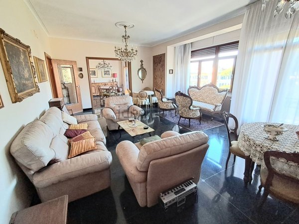 appartamento in vendita a Genova in zona Albaro