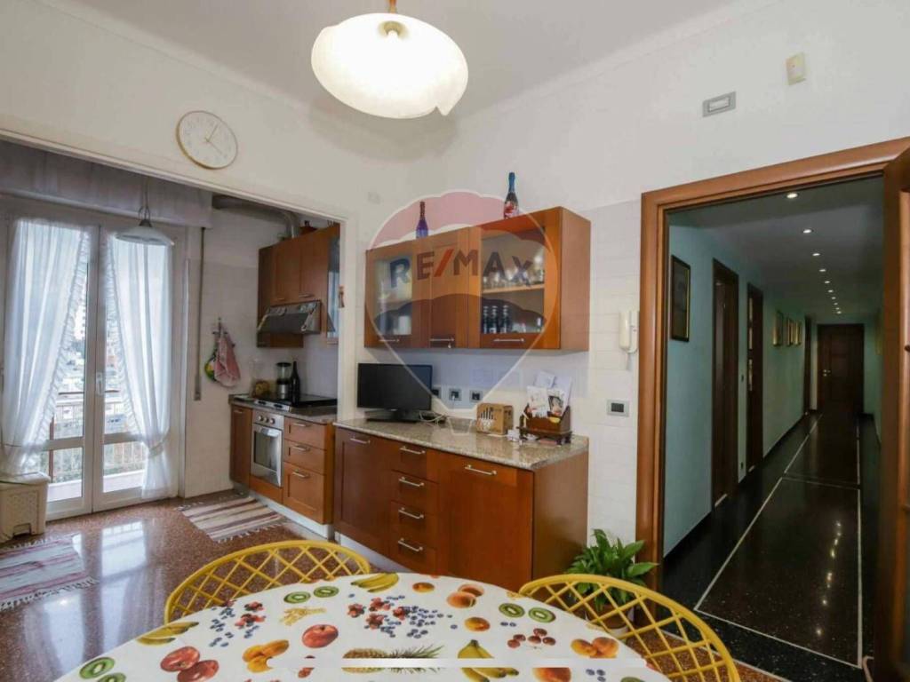 appartamento in vendita a Genova in zona Marassi
