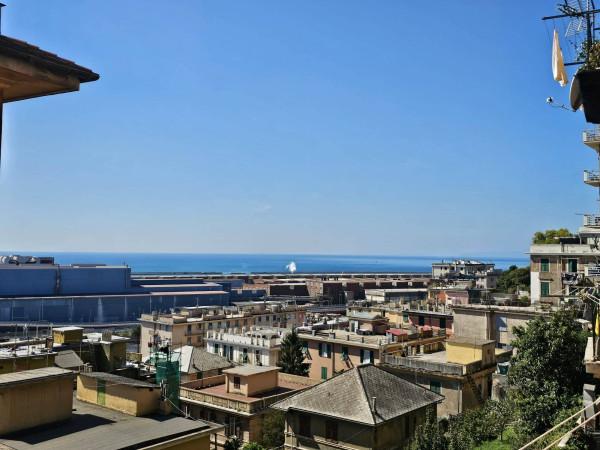 appartamento in vendita a Genova in zona Cornigliano