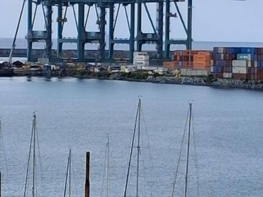 appartamento in vendita a Genova in zona Pegli