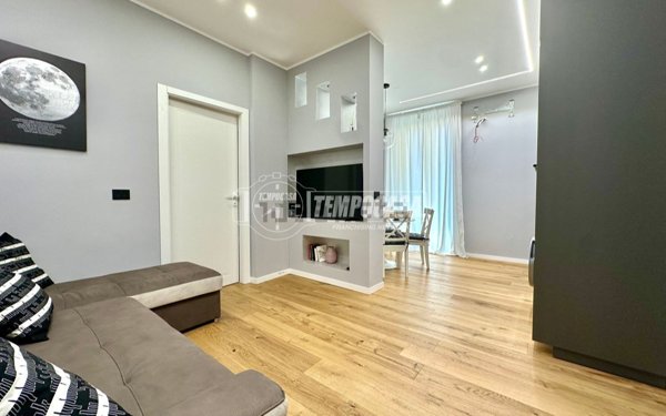 appartamento in vendita a Genova in zona Sestri Ponente