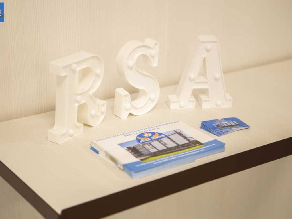 negozio in vendita a Genova in zona Nervi