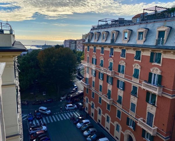 appartamento in vendita a Genova in zona Castelletto