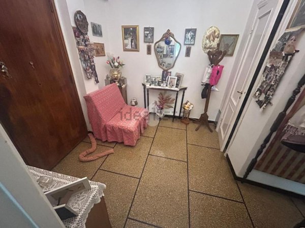 appartamento in vendita a Genova in zona Staglieno