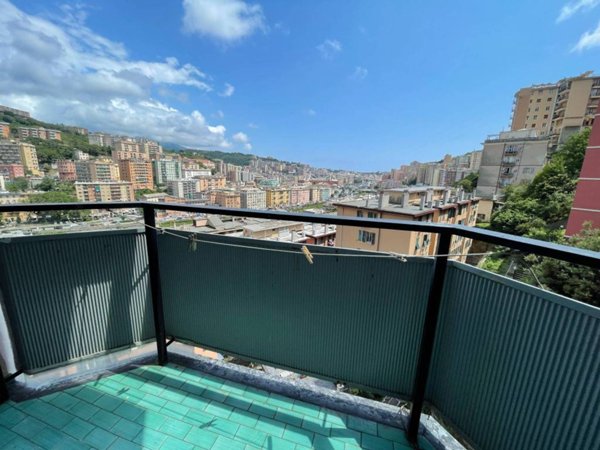 appartamento in vendita a Genova in zona Staglieno