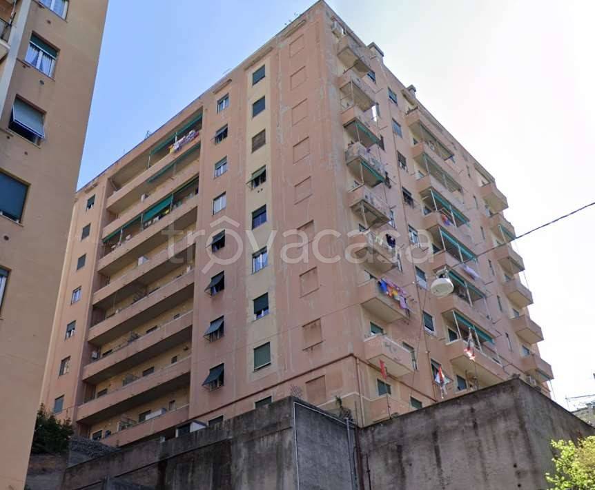appartamento in vendita a Genova in zona Marassi