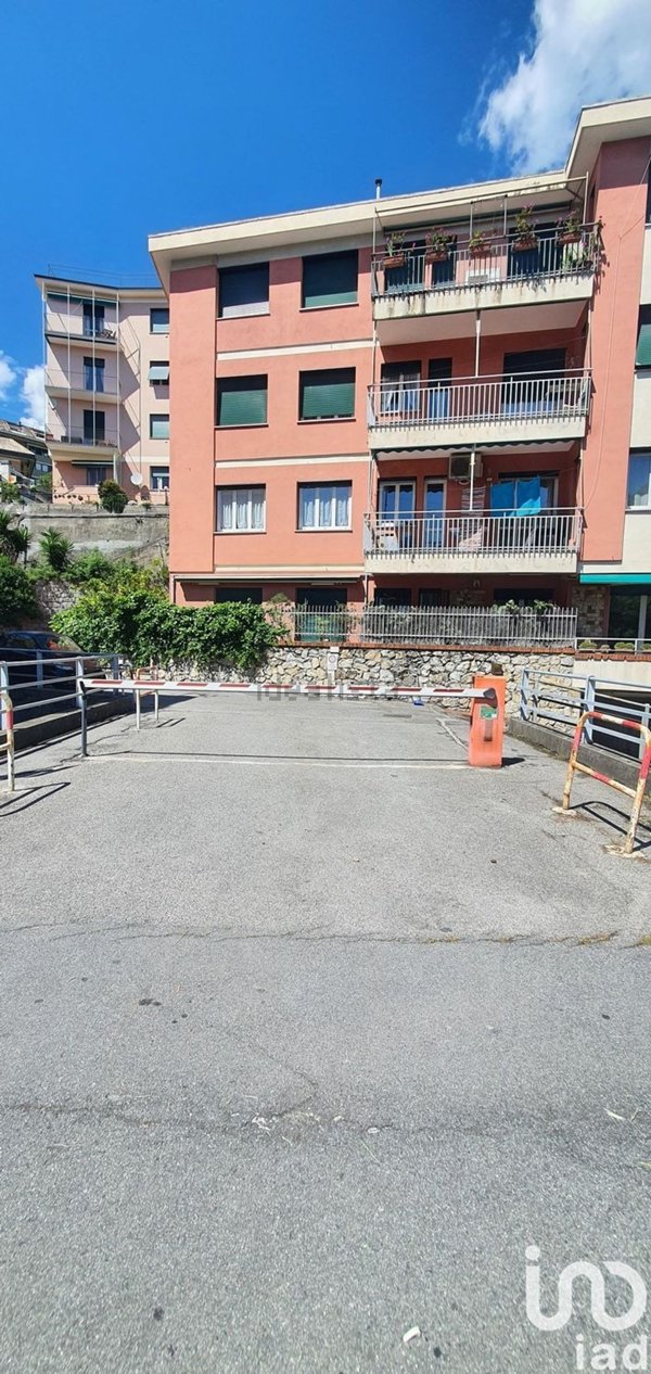 appartamento in vendita a Genova in zona Sturla