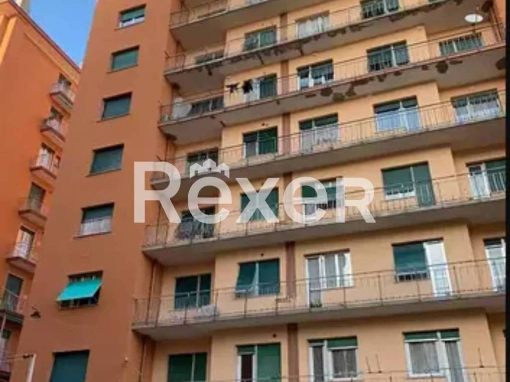 appartamento in vendita a Genova in zona Sestri Ponente