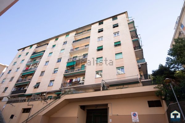 appartamento in vendita a Genova in zona Marassi