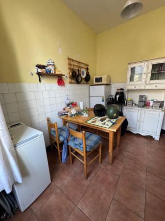 appartamento in vendita a Genova in zona Quezzi