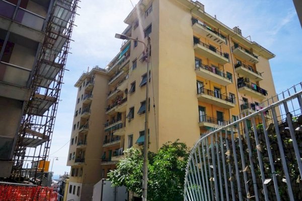 appartamento in vendita a Genova in zona Sampierdarena