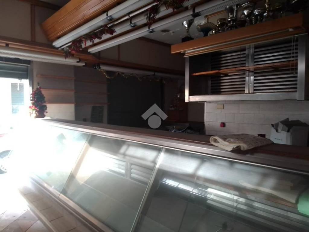 negozio in vendita a Genova in zona San Martino