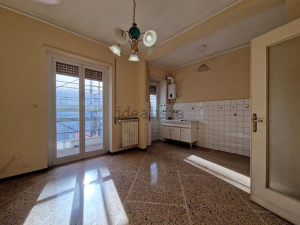 appartamento in vendita a Genova in zona Quezzi