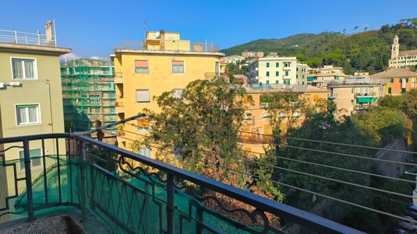 appartamento in vendita a Genova in zona Pegli