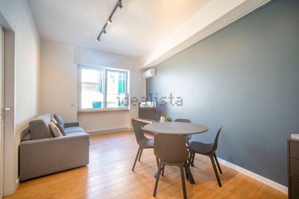 appartamento in vendita a Genova in zona Sottoripa / Maddalena / Molo