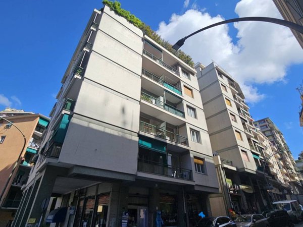appartamento in vendita a Genova in zona Lagaccio / Granarolo
