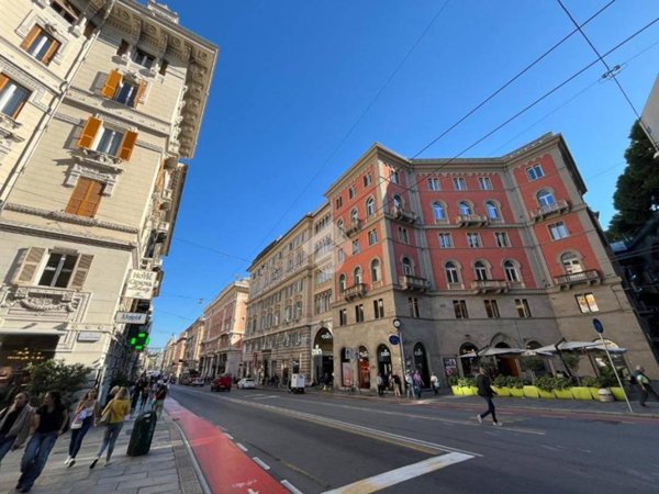 appartamento in vendita a Genova in zona San Vincenzo