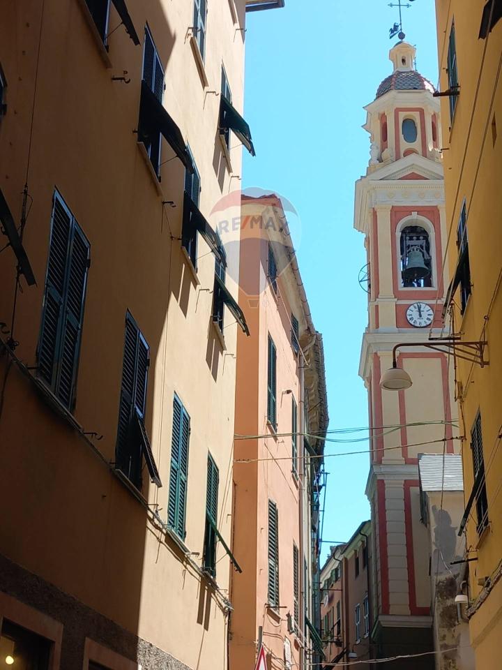 appartamento in vendita a Genova in zona Voltri