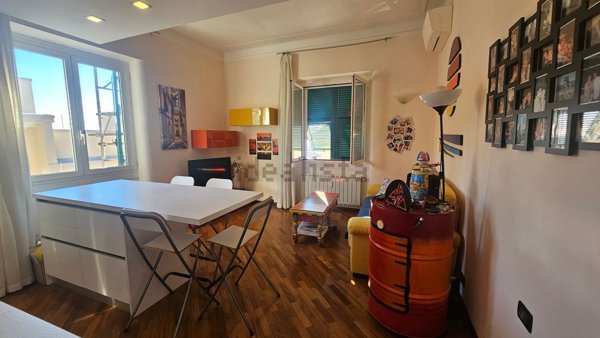 appartamento in vendita a Genova in zona Lagaccio / Granarolo