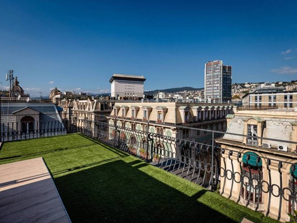 appartamento in vendita a Genova in zona San Vincenzo