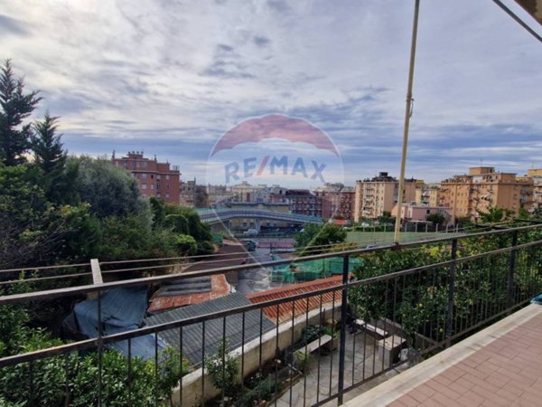 appartamento in vendita a Genova in zona Palmaro / Pra'
