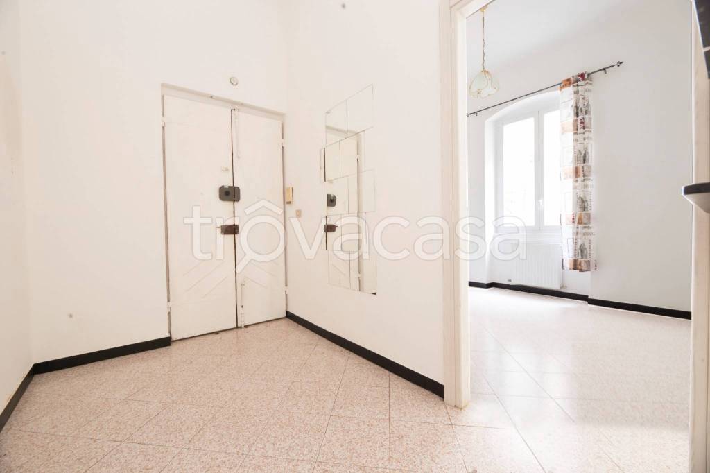 appartamento in vendita a Genova in zona Staglieno