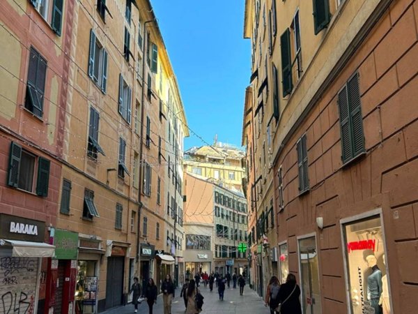 negozio in vendita a Genova in zona San Vincenzo