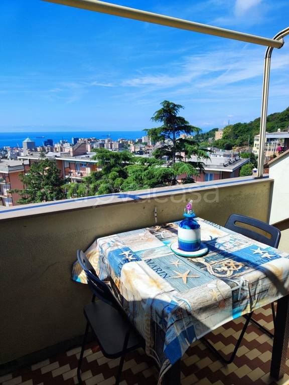 appartamento in vendita a Genova in zona San Teodoro