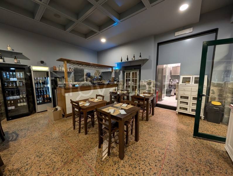 negozio in vendita a Genova in zona Sturla