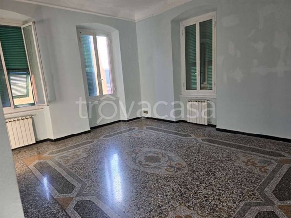 appartamento in vendita a Genova in zona Bolzaneto