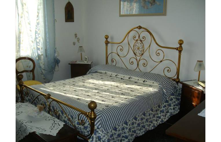 appartamento in vendita a Genova in zona Sestri Ponente