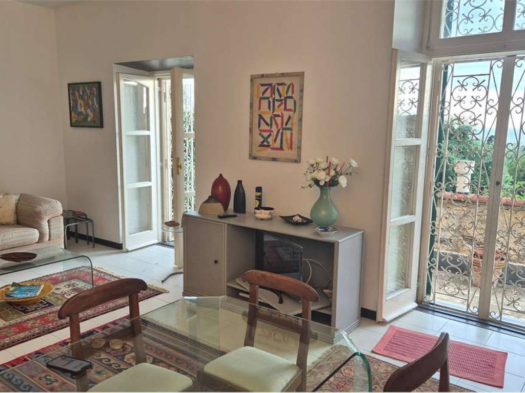 appartamento in vendita a Genova in zona Nervi