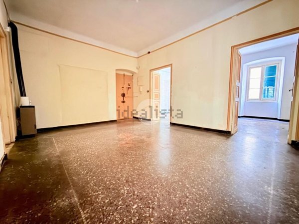 appartamento in vendita a Genova in zona Sestri Ponente