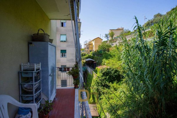 appartamento in vendita a Genova in zona Quezzi