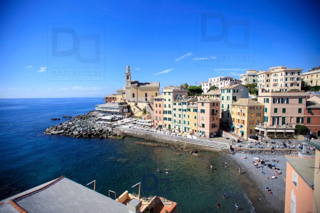 appartamento in vendita a Genova in zona Albaro