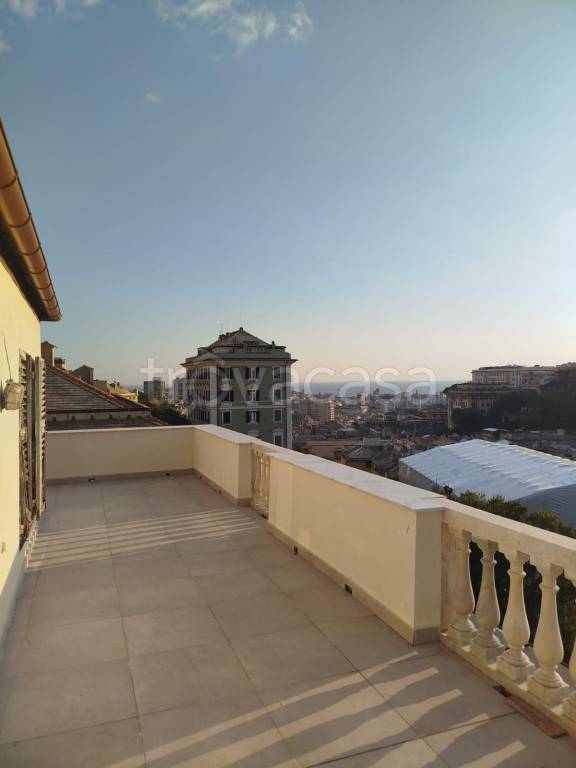 appartamento in vendita a Genova in zona Castelletto