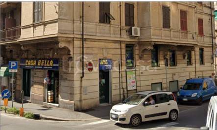 negozio in vendita a Genova in zona San Fruttuoso