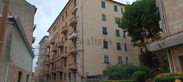 appartamento in vendita a Genova in zona Sestri Ponente