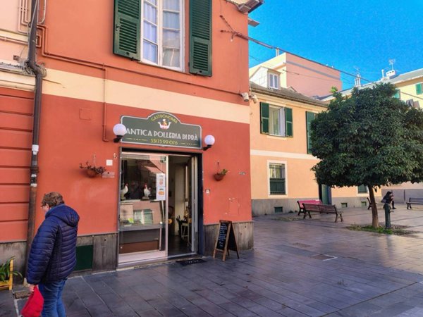 negozio in vendita a Genova in zona Palmaro / Pra'
