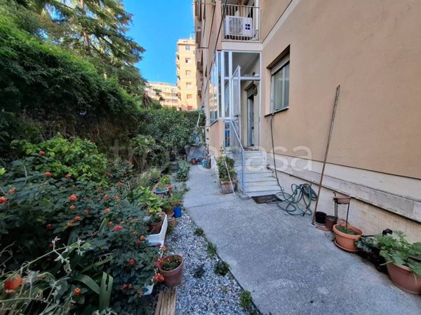 appartamento in vendita a Genova in zona Marassi