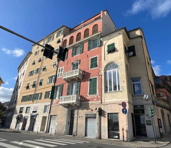 appartamento in vendita a Genova in zona Pegli