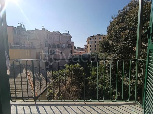 appartamento in vendita a Genova in zona Pegli
