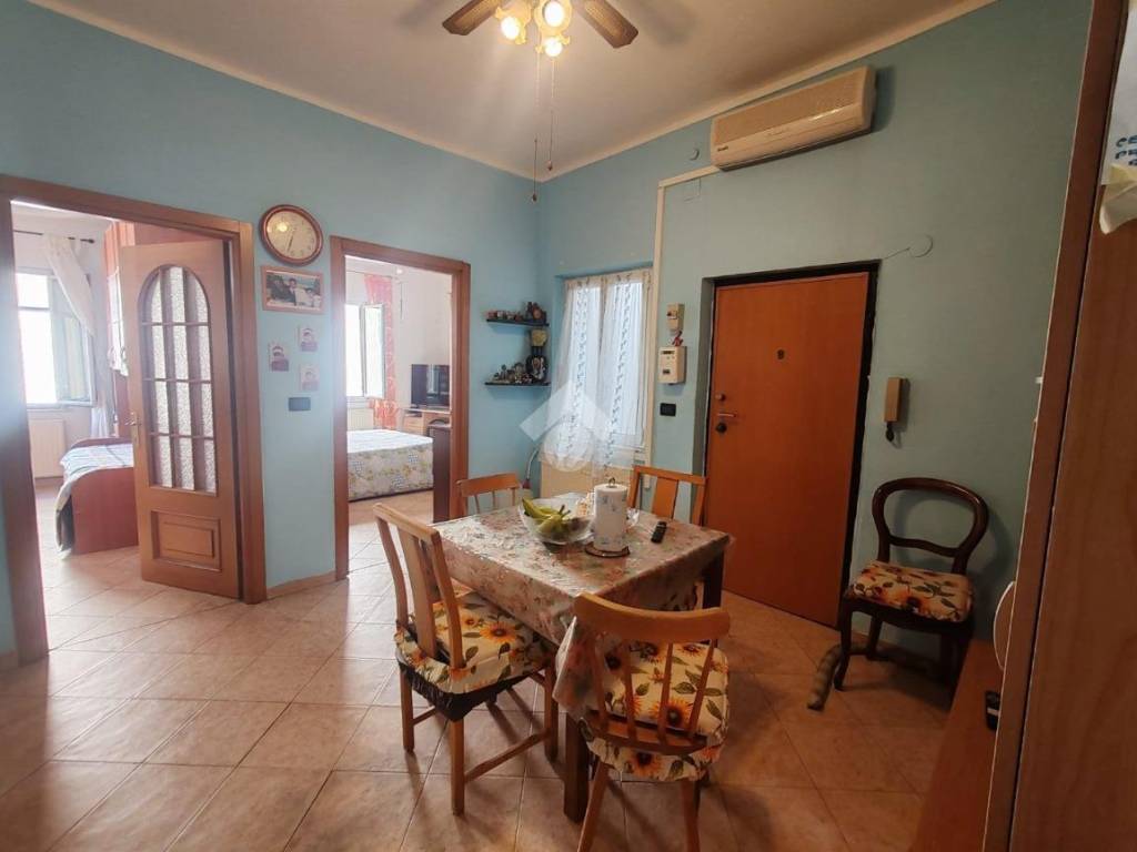 appartamento in vendita a Genova in zona Sampierdarena