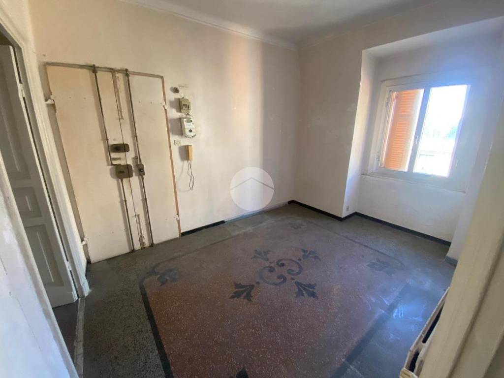 appartamento in vendita a Genova in zona Sampierdarena