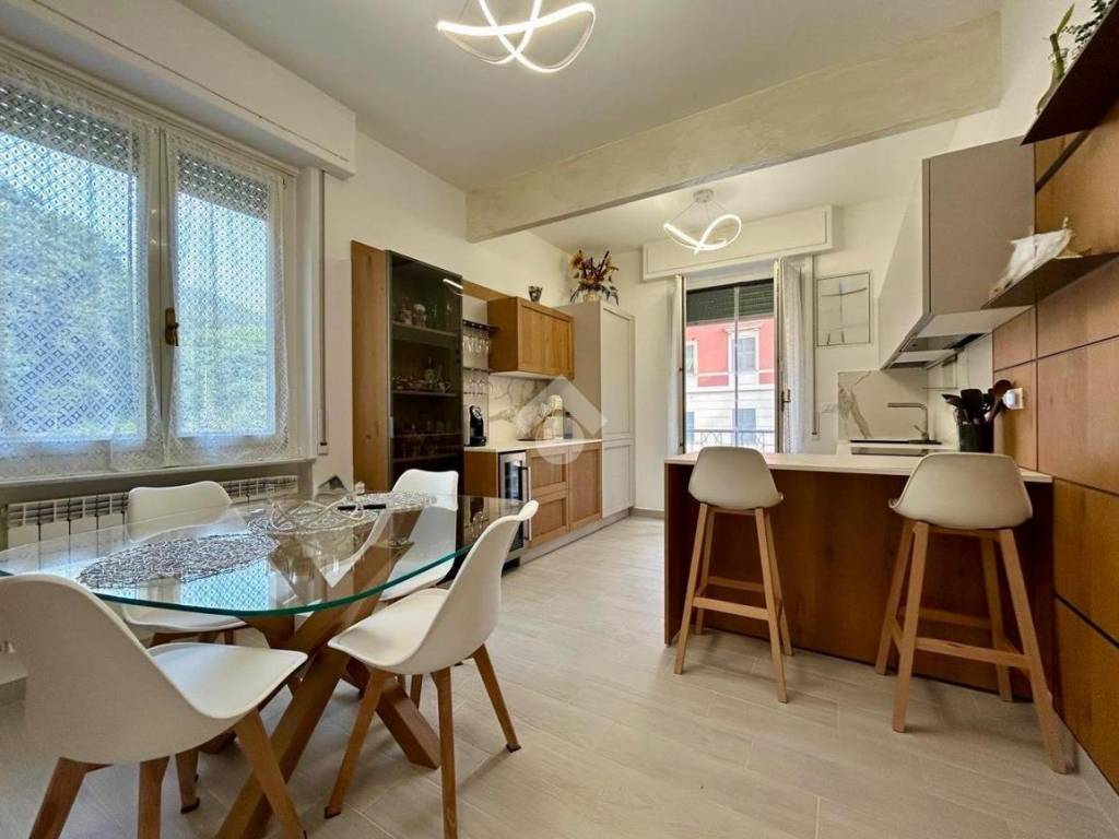 appartamento in vendita a Genova in zona Pegli