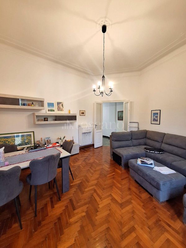 appartamento in vendita a Genova in zona Sturla